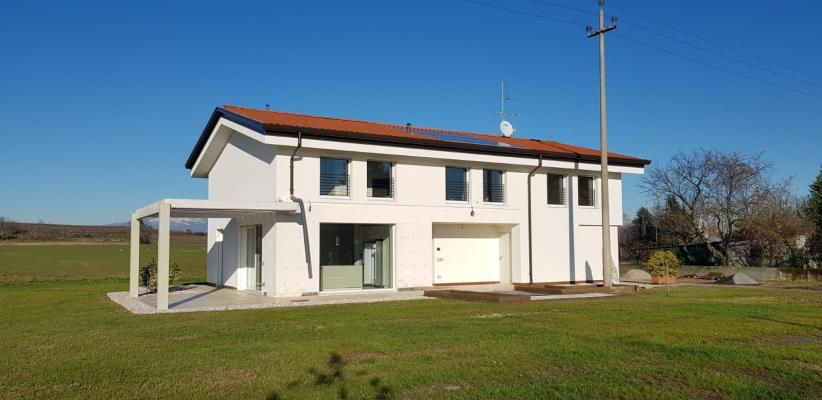 Villa monofamiliare - Oliosi (VR)